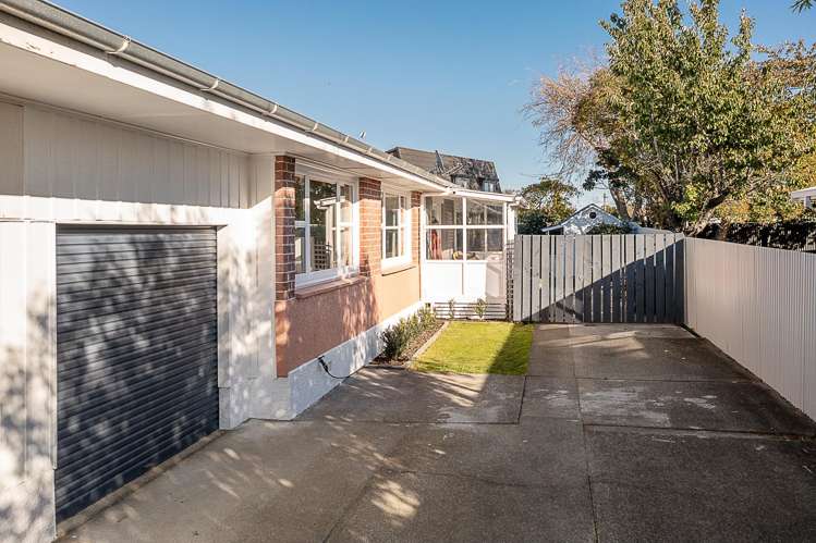 6b Washington Crescent Redwoodtown_19