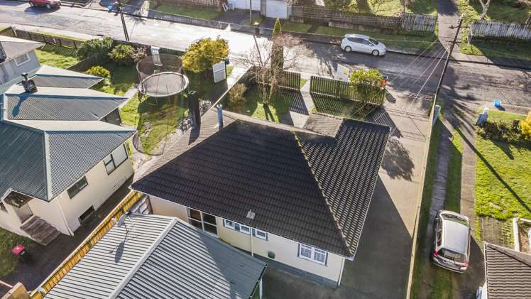 34 Mckillop Street Wainuiomata_25