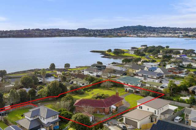 22 Boyd Avenue Mangere Bridge_1