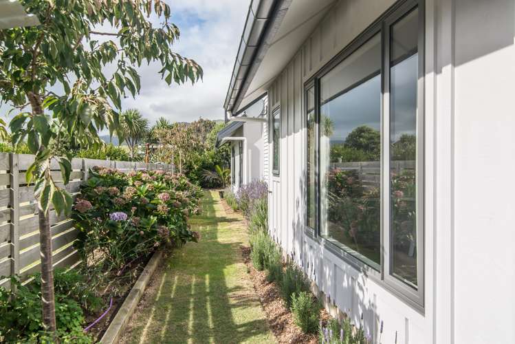 270 Peka Peka Road Peka Peka_17