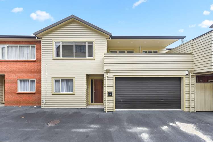 2i Riro Street Hamilton East_11