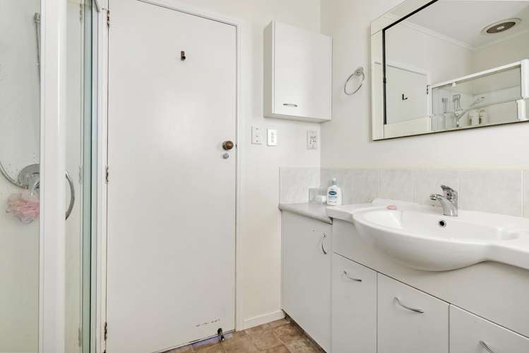 9 Oregon Place Papakura_13