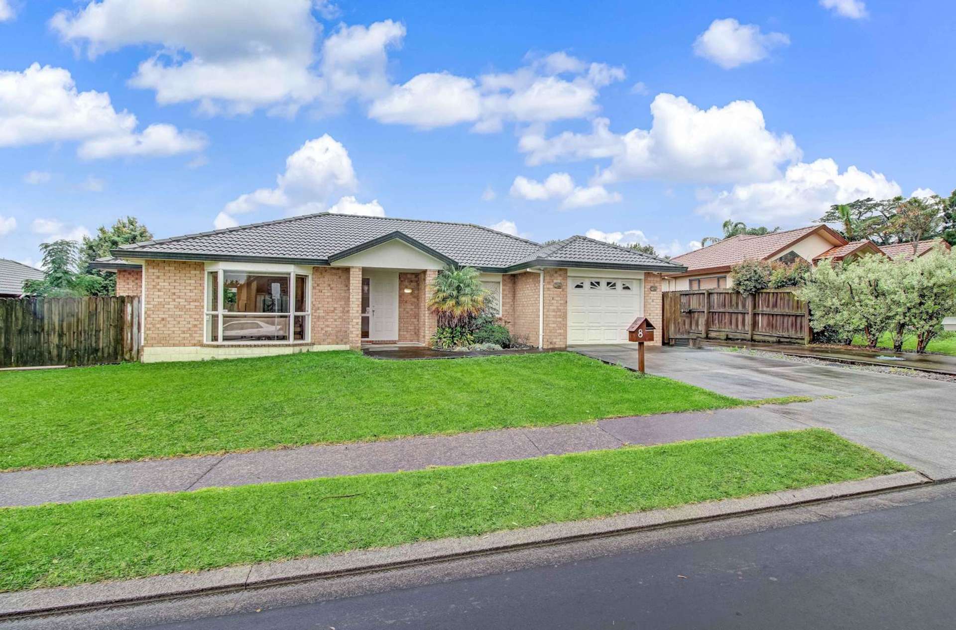 8 Willowbank Close East Tamaki Heights_0