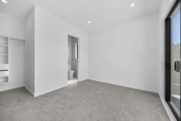 28 Furlough Road Opaheke_9