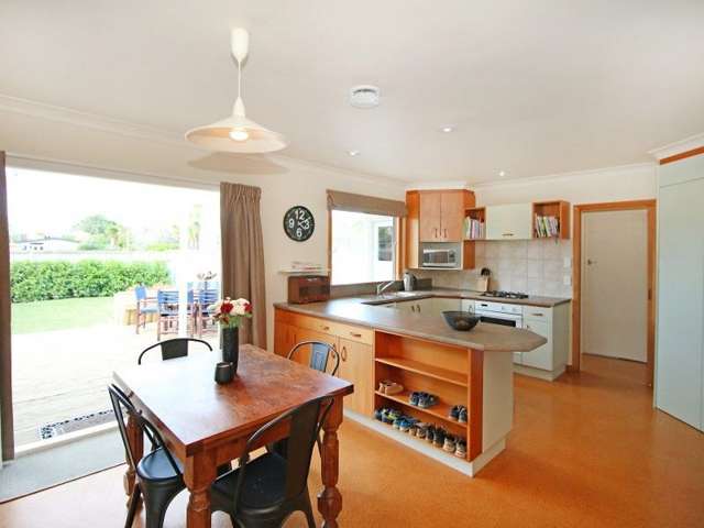 5 Moerangi Street West End_4