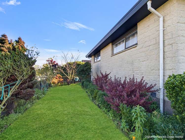 2 Regency Crescent Redwood_23