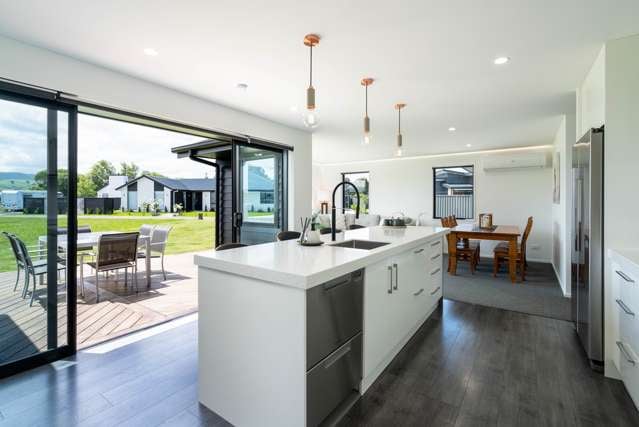 8 Mellay Mews Mosgiel_2