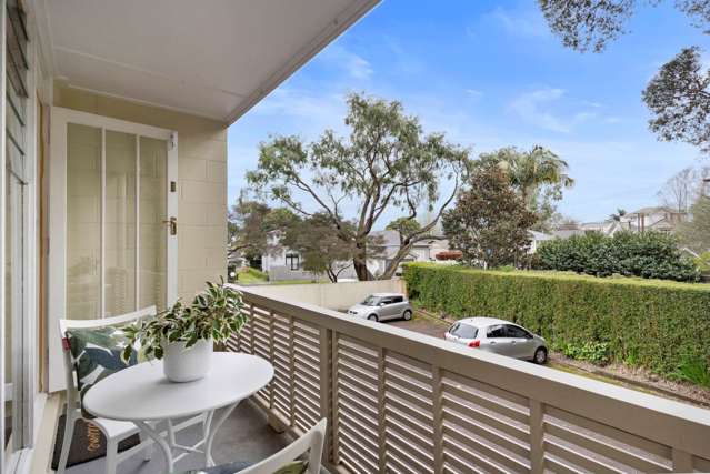 9/20a Charlton Avenue Mount Eden_2