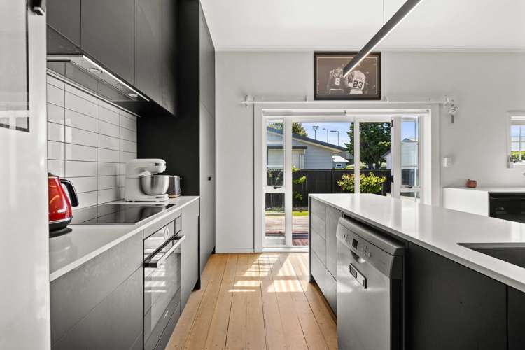14 McVay Street Napier South_3