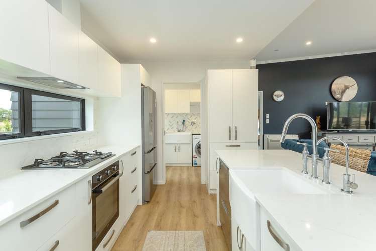 78 Thomas Road Carterton_5