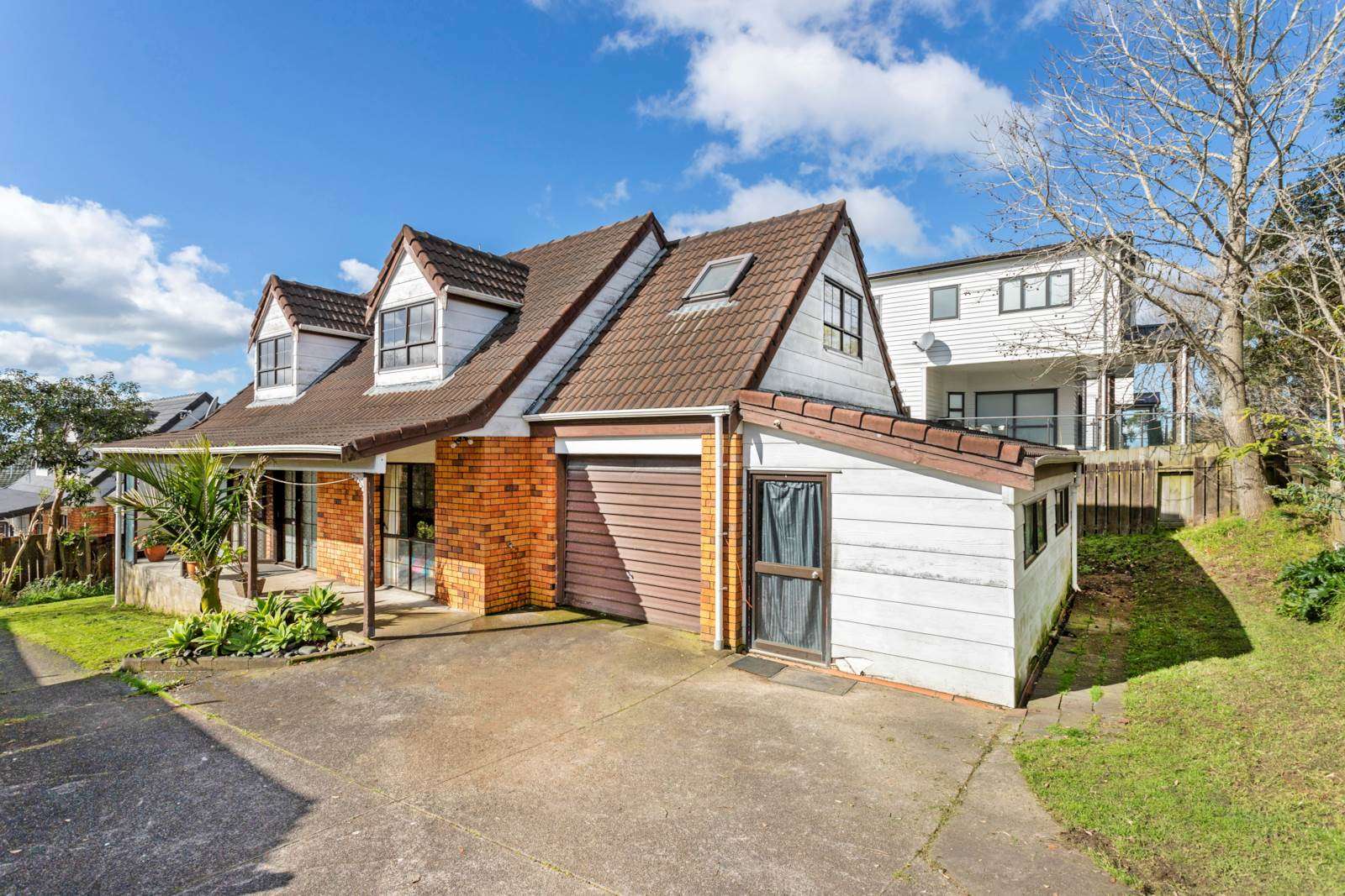 1/4227 Great North Road Glendene Waitakere City Houses for Sale