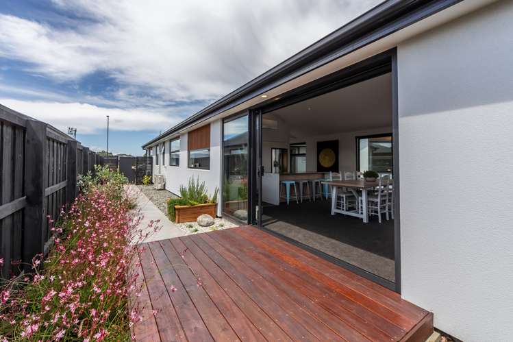 96 Oaks Drive Lincoln_18