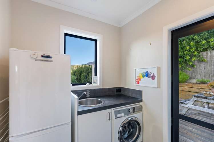 61 Tennis Court Road Raumati South_17