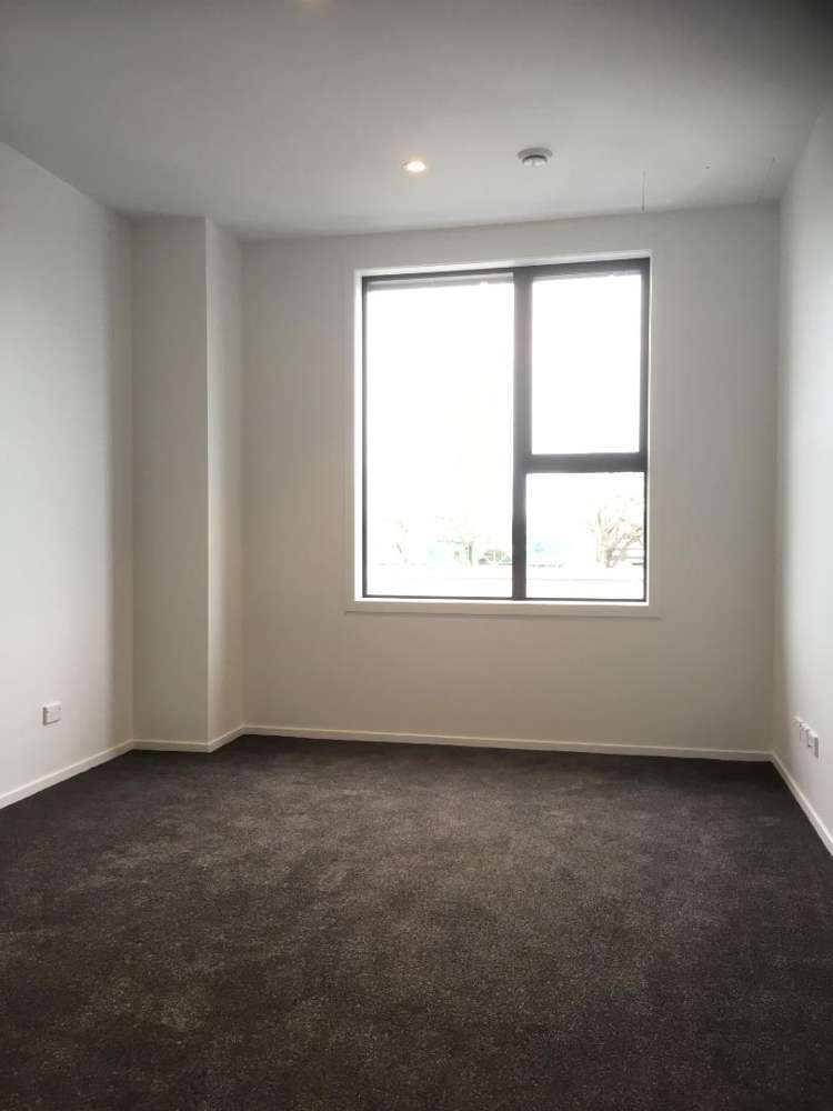 206B/34A Lake Street 11373_4