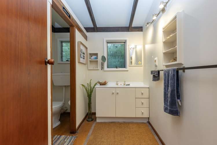 11 Karekare Road Karekare_12