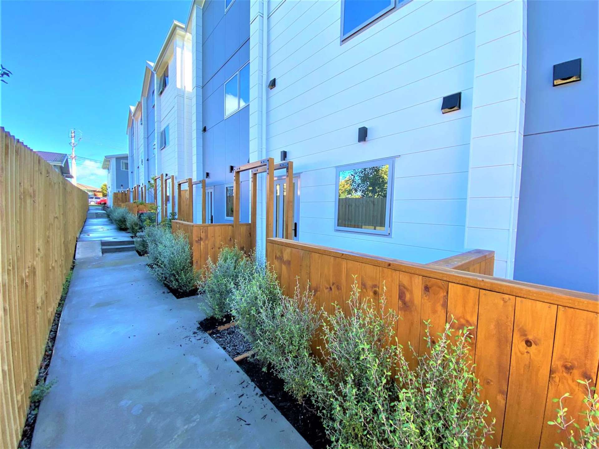 7 Flanshaw Road Te Atatu South_0