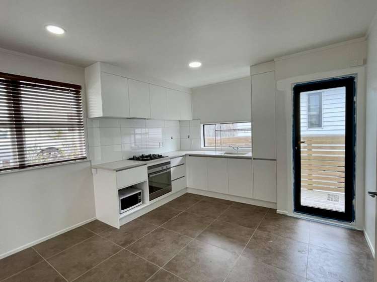 26 Cheval Drive Totara Vale_4