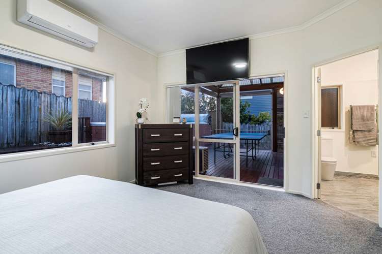 22 Driftwood Drive Red Beach_12