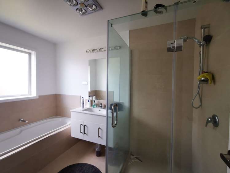 2 Hyatt Close Leamington_6