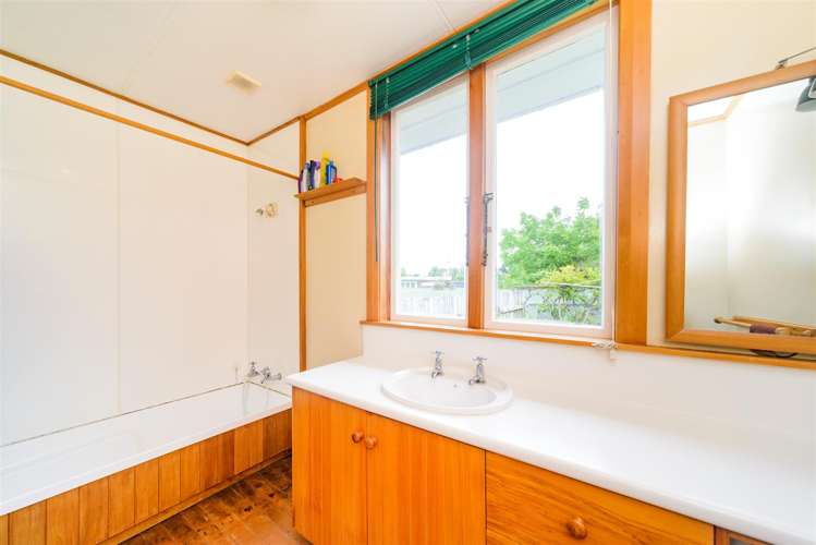 6 Dunallen Avenue Marton_15