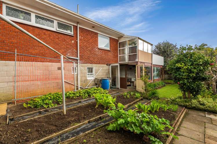 2/129a Ridge Road Howick_22