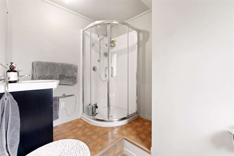 1/9 Chorley Avenue Massey_20