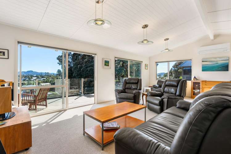 35 Mount Avenue Pauanui_10