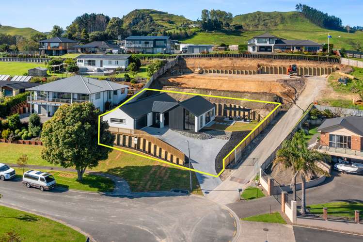 11 Holcombrooke Lane Welcome Bay_38