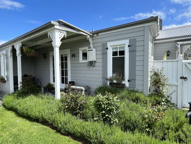 231 Union Street Milton_37