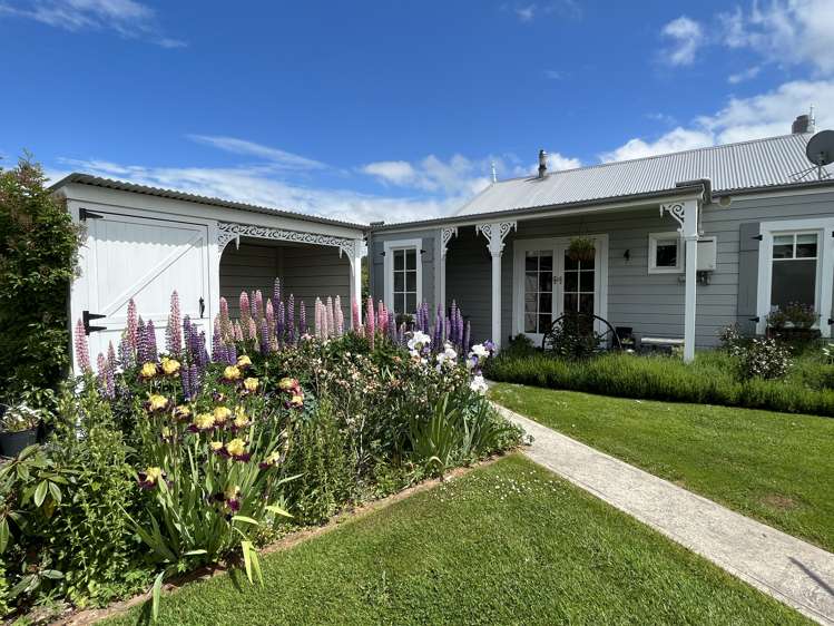 231 Union Street Milton_36