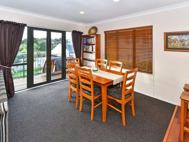 1/7 Ribbonwood Crescent Goodwood Heights_3