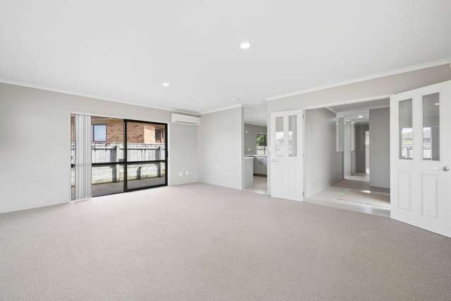 3 Percy Kinsman Crescent Riverstone Terraces_2