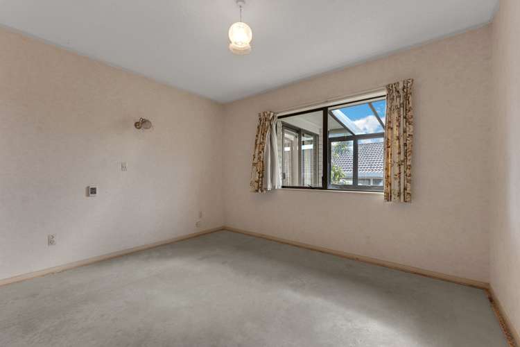 1/4 Duke Street Papakura_13