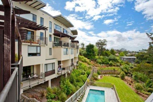 B301/525 East Coast Road Browns Bay_4