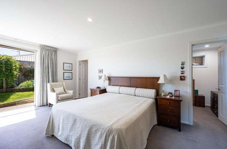 6 Hampshire Place Stoke_8