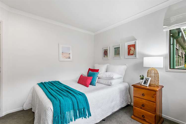 4 Janome Place Bucklands Beach_18