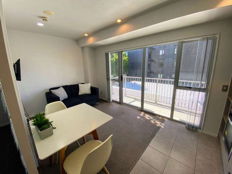 2c/208 Hobson Street Auckland Central_3