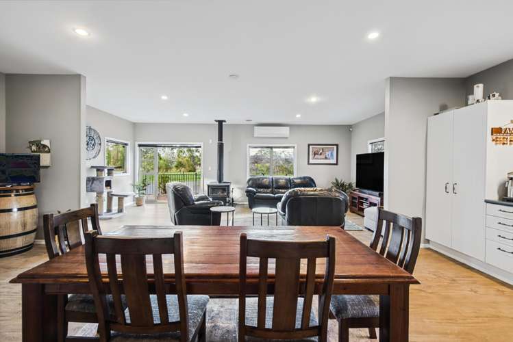 554 Apirana Road Horohoro_8