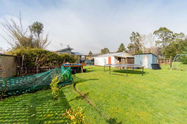 48 Westmere Place Manapouri_17