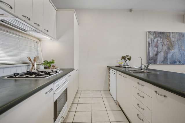 5p Cleveland Road Parnell_3
