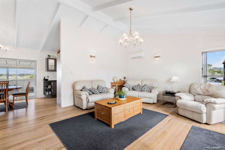 249 Glengarry Road Glen Eden_11