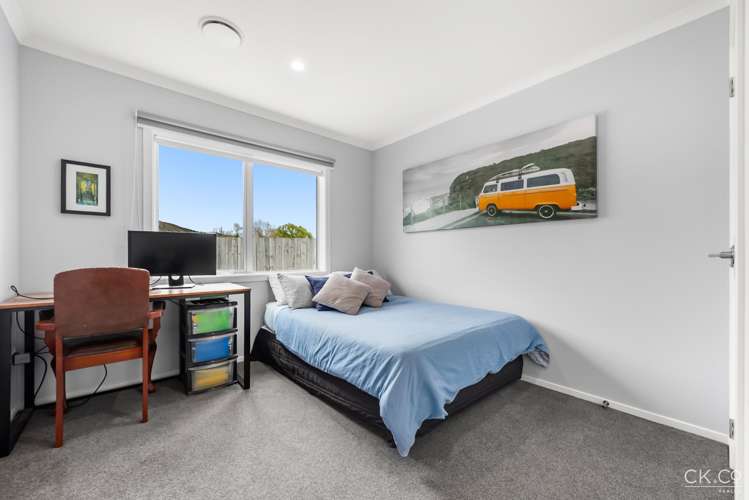 61A Shearer Crescent Naenae_14