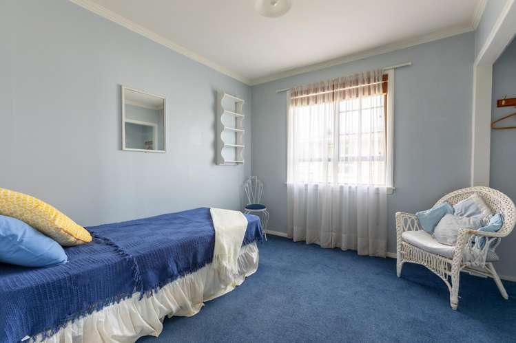 77 Gordon Street Dannevirke_11