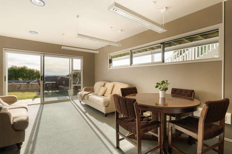 12 Discovery Avenue Welcome Bay_27