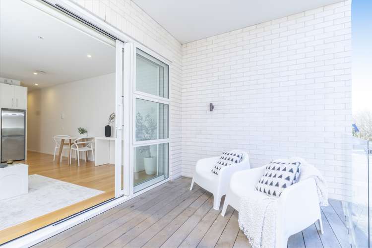 105/64 Surrey Crescent Grey Lynn_4