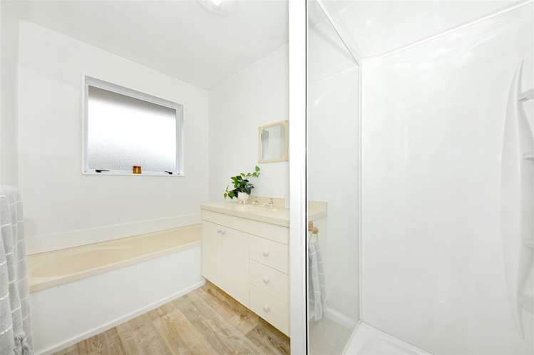 2/405 Halswell Road Halswell_11