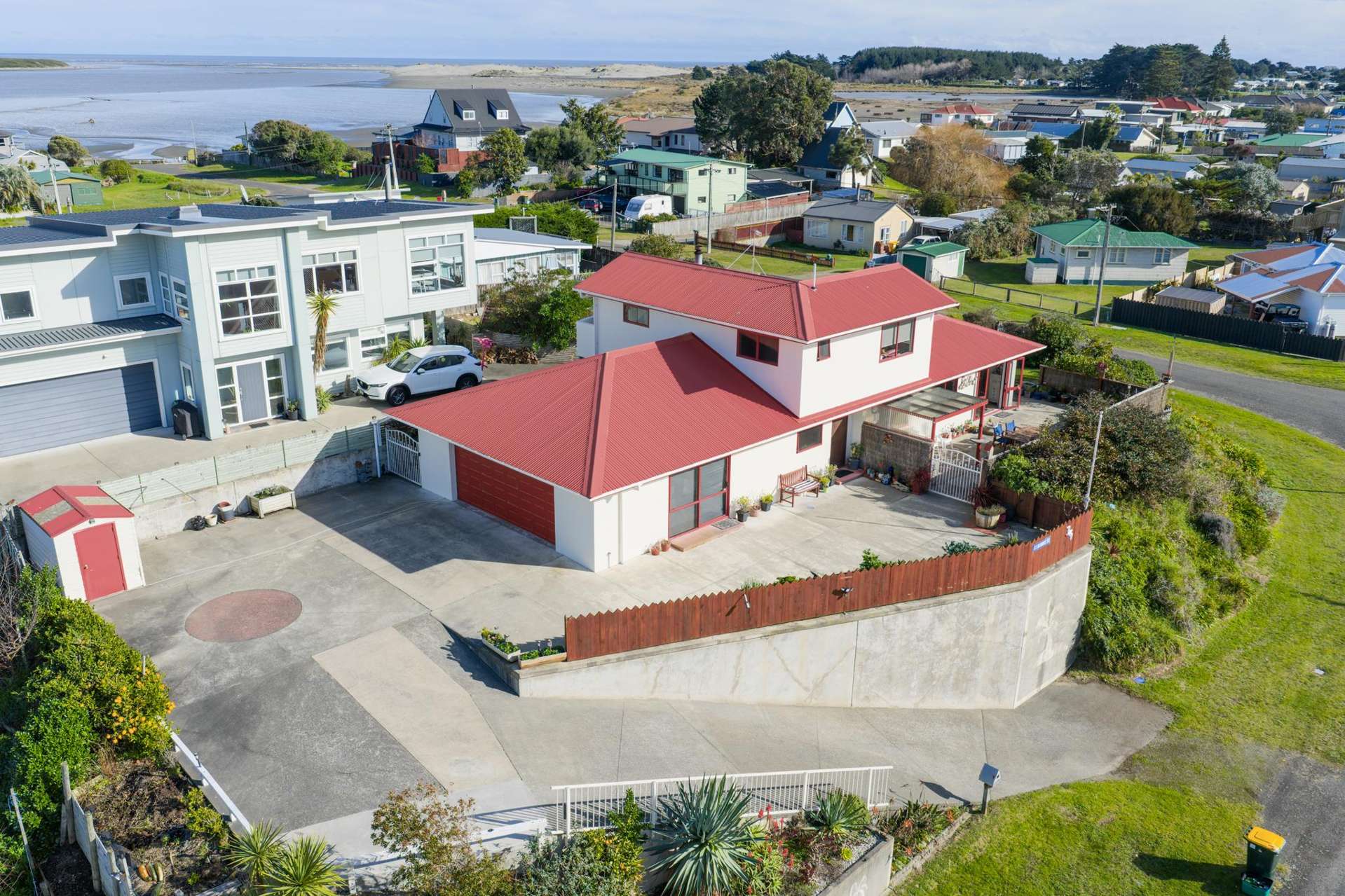 12 Robbie Street Foxton Beach_0