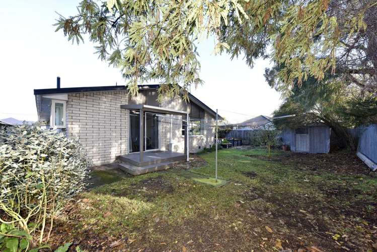 2/36 Compton Street Woolston_2