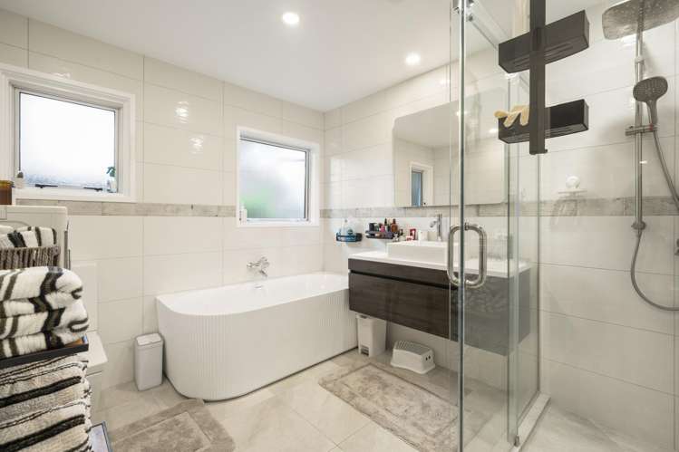 67 Elliot Street Pahurehure_10