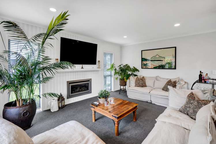 3 Condor Crescent Bell Block_19